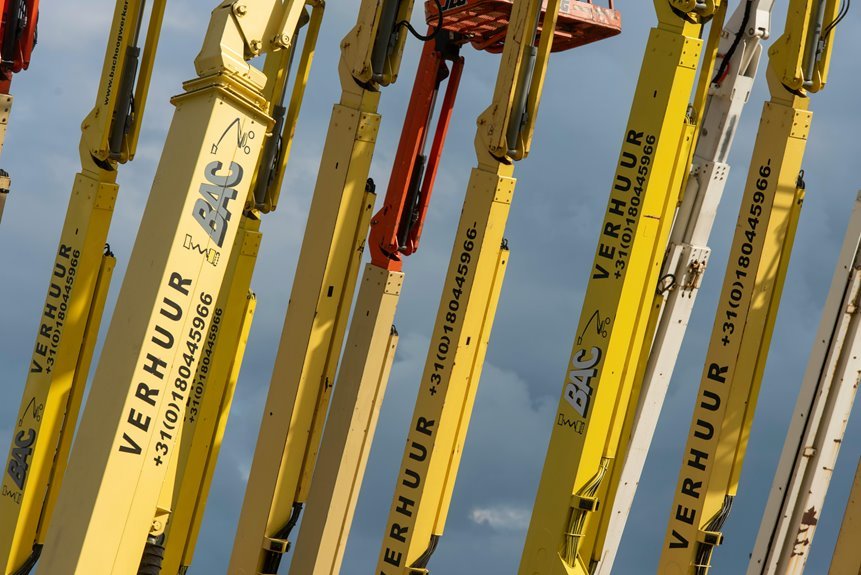 creative online platform 215169 web engine