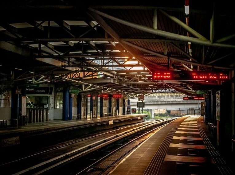 innovative web hub 600124332